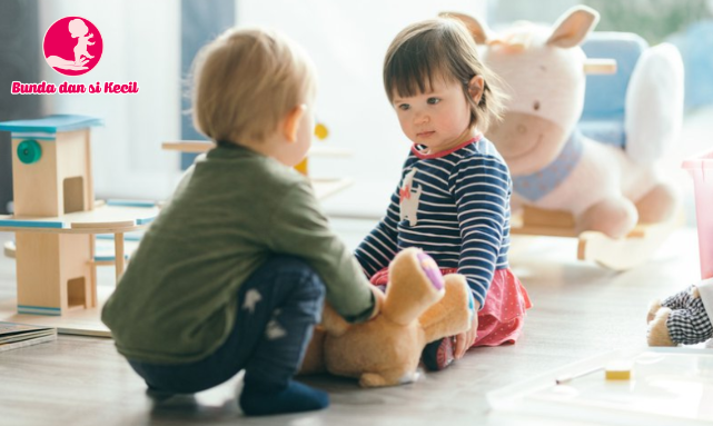 Perkembangan Bayi Usia 21 Bulan: Berat Badan, Kesehatan Fisik Dan Kemampuan Berbicara